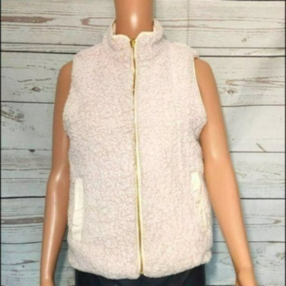 🆕Quilted Vest - Reversible Sherpa Vest - Picture 3 of 5